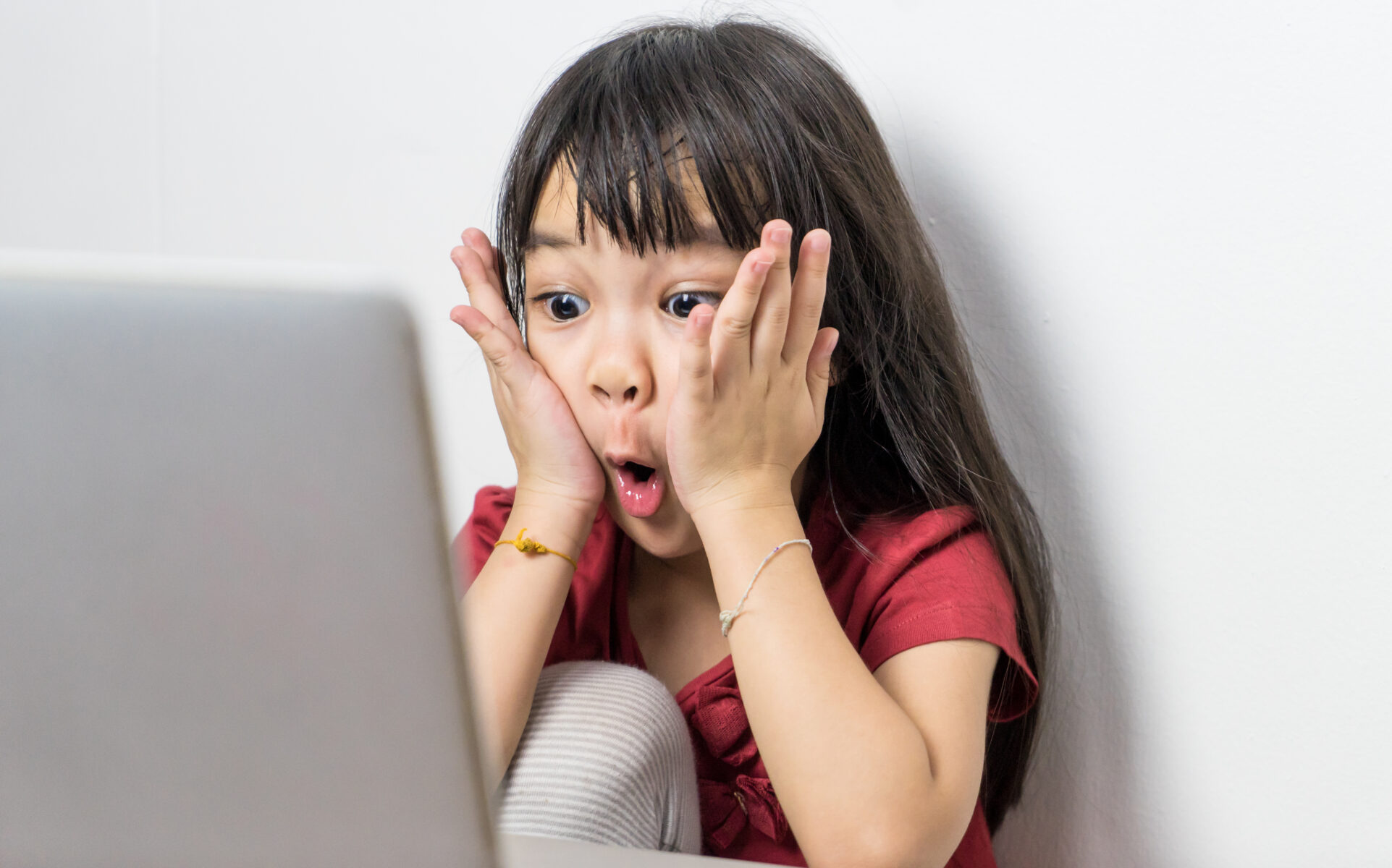 Keep your child from Harmful contents online internet.